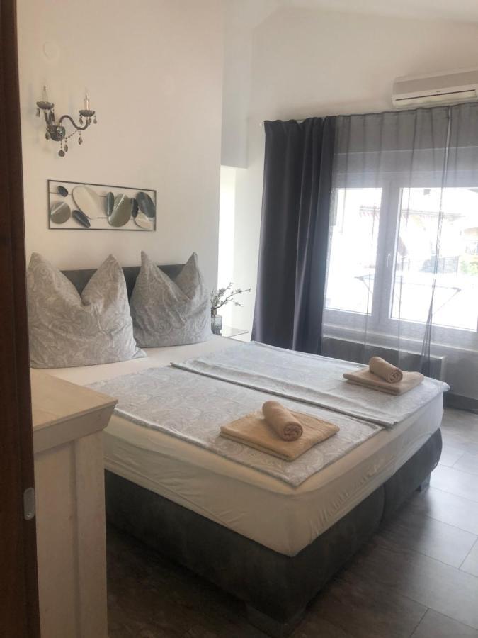 Ferienwohnung Grey Pearl With Free Ev Ch-Station Valbandon Exterior foto