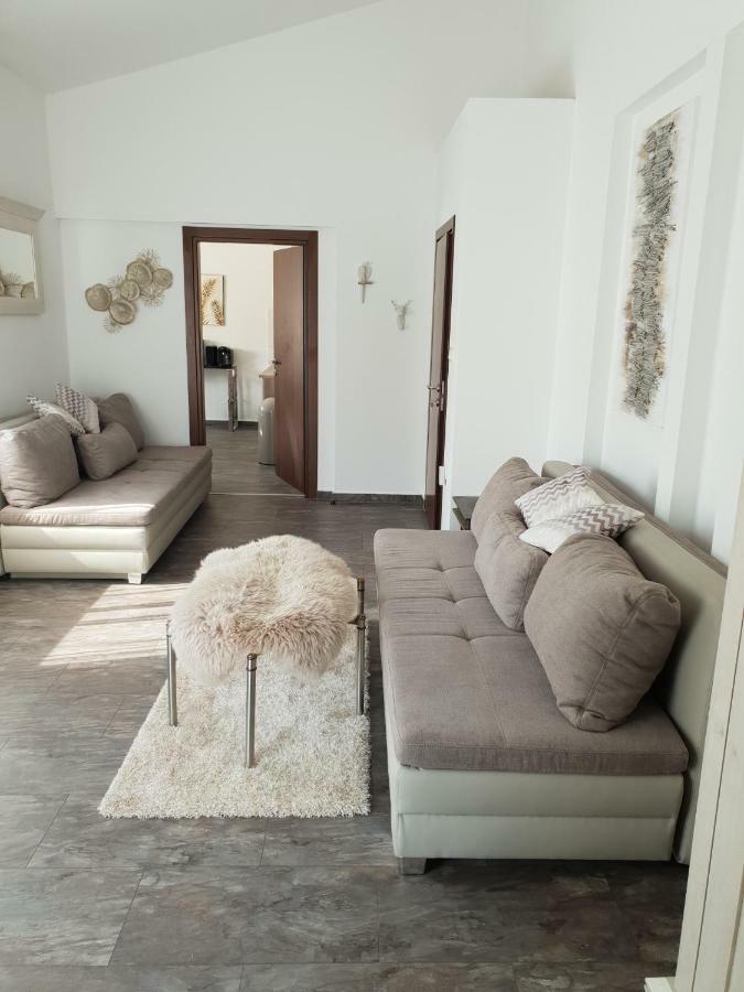 Ferienwohnung Grey Pearl With Free Ev Ch-Station Valbandon Exterior foto
